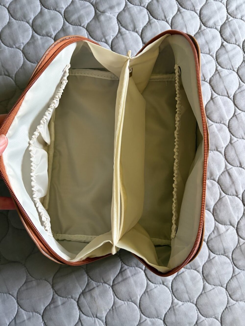 Travel Makeup Bag, Large Capacity Cosmetic Bag